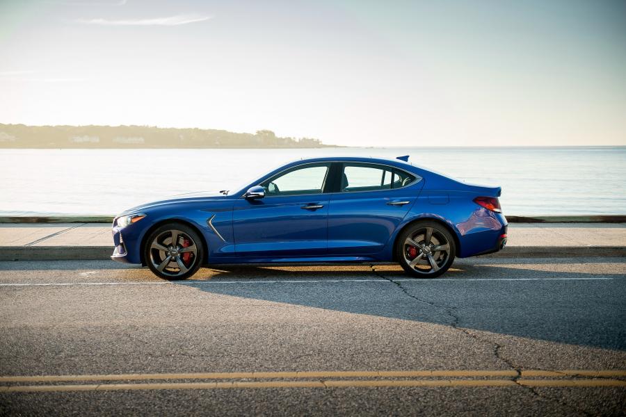  Genesis G70 3.3T 2018 года  (NA) (фото 34 из 42)